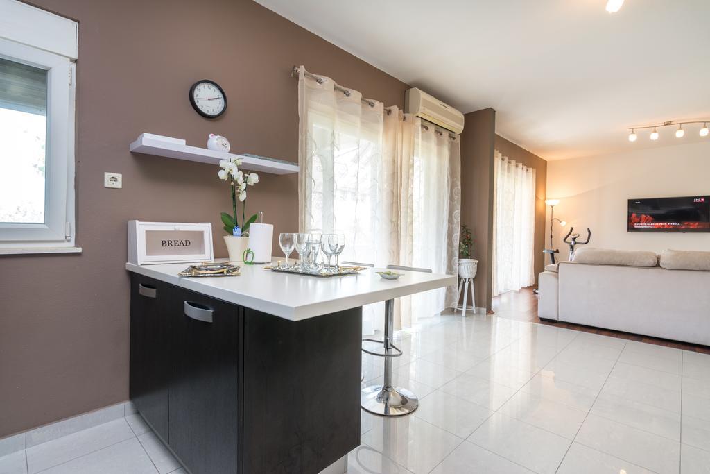Apartman Verica Trogir Eksteriør billede